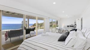 Amazing Views and Short Walk To Beach