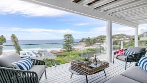 Amazing Views and Short Walk To Beach