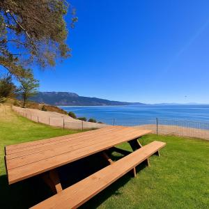 Spectacular Bolinas Oceanfront Retreat