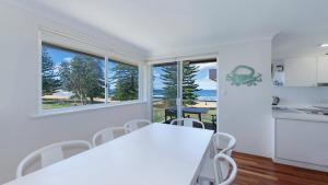 Marese 12 - Beachfront Unit