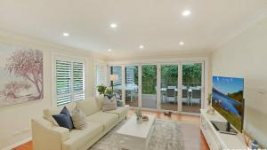 House De La Vista - Beach and Mountain Views