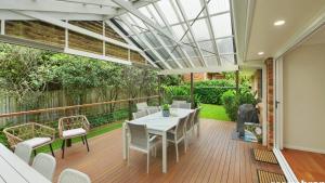 House De La Vista - Beach and Mountain Views