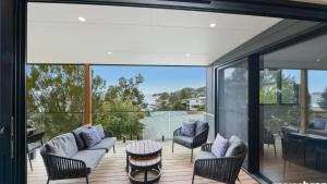 Austral House - Ultimate Coastal Retreat