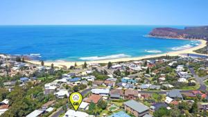 Billies Beach House - Plus A View!