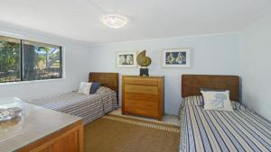 Vista Seascape - Decks, Pool, and Views!