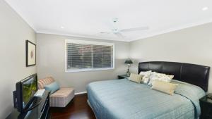 Vista Seascape - Decks, Pool, and Views!