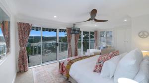 Seaward - Beach and Headland Views