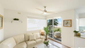 Marese 6 - Cosy and Tranquil Beachfront Unit