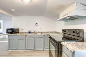 Bath New York Apartment