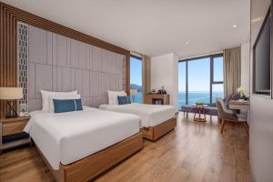 Peninsula Hotel Danang