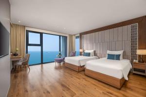 Peninsula Hotel Danang
