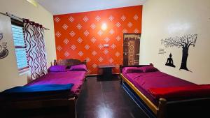 Shreeniketana stay