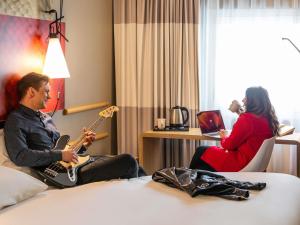 ibis Birmingham Airport Terminal Building - NEC