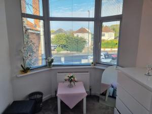 Single room in Bournemouth for female Charminster