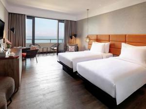 Pullman Bali Legian Beach
