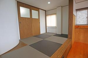 Laina Minoh Makiochi