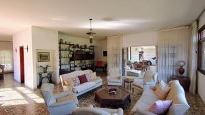 Casa linear, 5 quartos, Granja Comary - Teresópolis