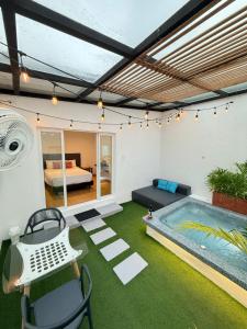 Springhills Quito Airport