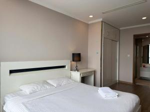 Relax Landmark Vinhomes