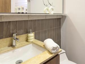 Apartment in Granada by AWNA