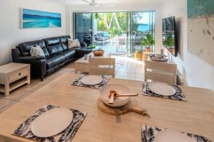 Sunset Waters 12 on Hamilton Island by HamoRent