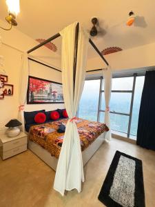 Luxurious 1bhk Apartment with city view Sector 75 Noida