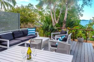 Sunset Waters 12 on Hamilton Island by HamoRent