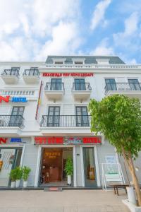 Thy Hung legacy hotel