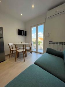 Apartment in Primosten - Sibenik Riviera 35574