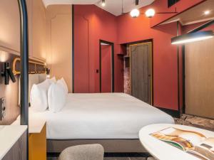 Grand Hotel des Brotteaux Lyon - Handwritten Collection