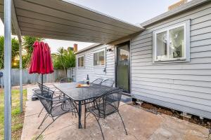 Settlers Cottage on Fitzroy Sleeps 6