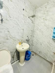 Cozy 1BHK with Park View Peaceful and Private Stay