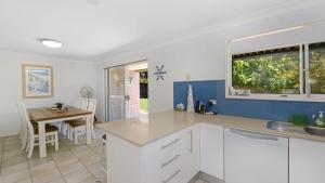 Bellbird 1 - Close To The Beach