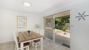 Bellbird 1 - Close To The Beach