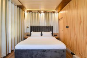 The Homely Homestay Near Pacific Mall Dehradun