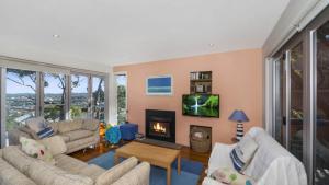 Del Monte Delight - Stylish