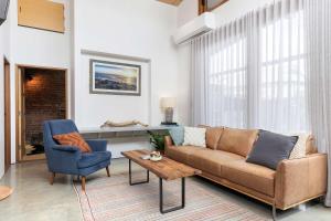 The Foundry on McLaren - Urban CBD Retreat