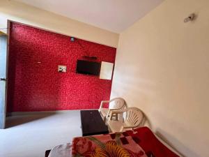 Hotel O by OYO Hill Top Hotel