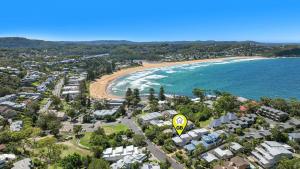 Sunny Time - Light, Bright, Airy & Close To Beach