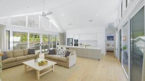 Saltwater 12 - Stunning Newly Built Retreat