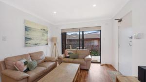 Hi Surf 8 - Beachfront Apartment