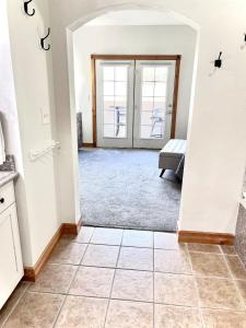 Swiss-Style Zermatt King Villa with Kitchen Near Park City & Deer Valley Ski Resorts - 2039