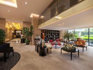 Elegant Suites Westlake