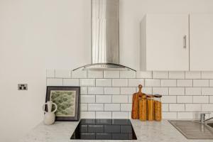 Charming 4BR Heritage Terrace in Prime Surry Hills