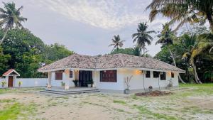 The Ridge Colonial Villa