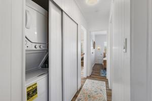 Desert Winds SkyHouse Mountain View Retreat