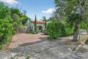 Charming West Palm Getaway - 2BR Home Near Downtown