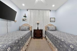 Charming West Palm Getaway - 2BR Home Near Downtown