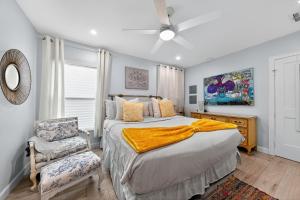 Charming West Palm Getaway - 2BR Home Near Downtown