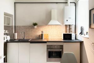 J Street Cozy Apartments - A1